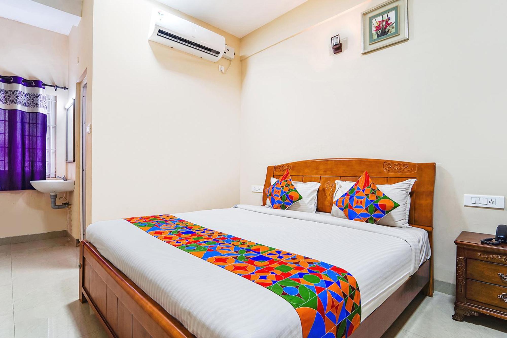 Fabexpress Uv Residency - 700M From Coimbatore International Airport Irugur Exterior foto